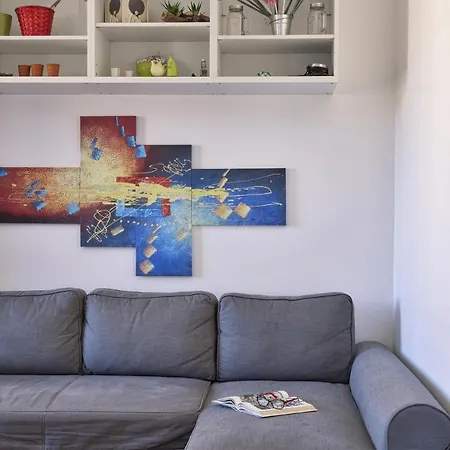 Colore E Stile Nel Centro Di By Wonderful Italy Γένοβα