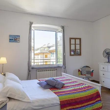 Colore E Stile Nel Centro Di By Wonderful Italy * Γένοβα