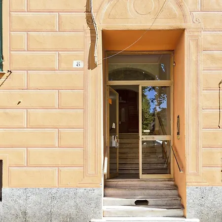 Colore E Stile Nel Centro Di By Wonderful Italy * ג'נובה