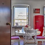 Apartman Colore E Stile Nel Centro Di By Wonderful Italy