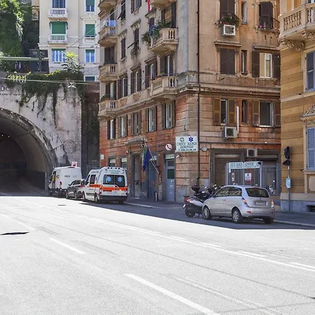 Colore E Stile Nel Centro Di By Wonderful Italy * Genoa